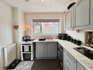 Kitchen - click for photo gallery